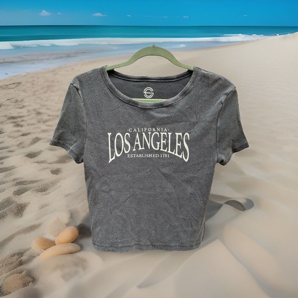 NWOT Social Culture Ribbed‎ Cropped Gray T-shirt Juniors - Women's Size XL